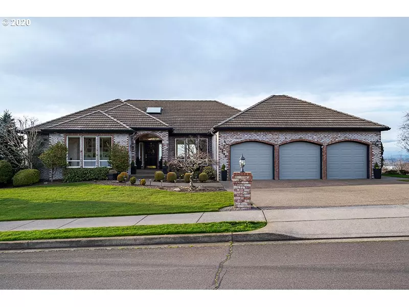 2011 NW COLUMBIA SUMMIT DR, Camas, WA 98607