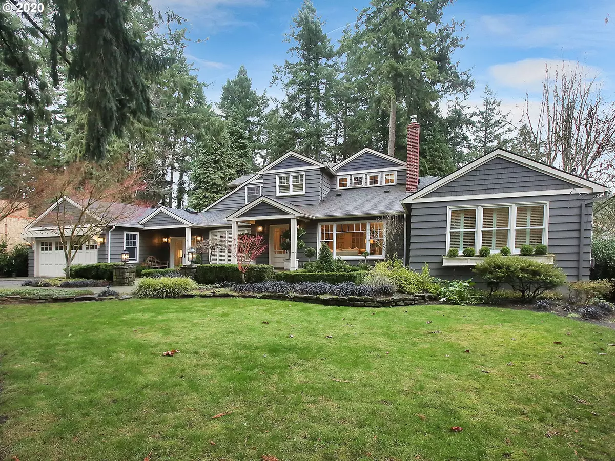 Lake Oswego, OR 97035,17084 CANAL CIR