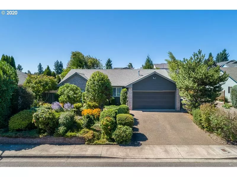 Salem, OR 97304,851 NW WHITETAIL DEER ST