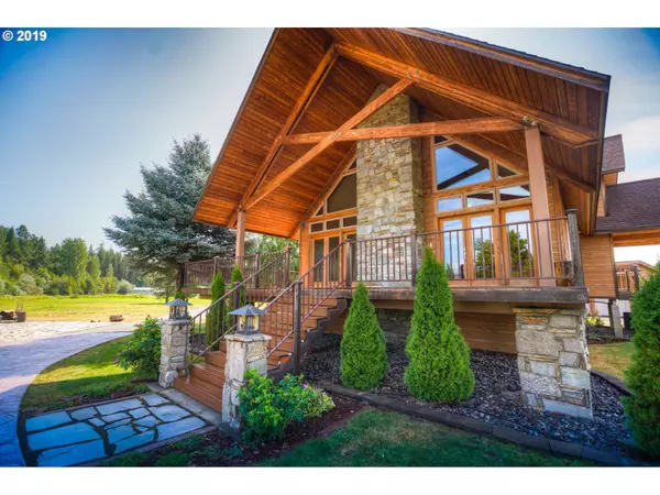 55 MT ADAMS HWY, Glenwood, WA 98619