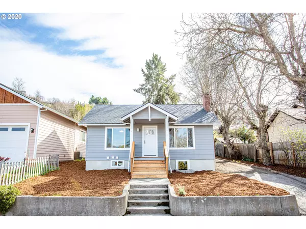 1400 E 15TH, The Dalles, OR 97058