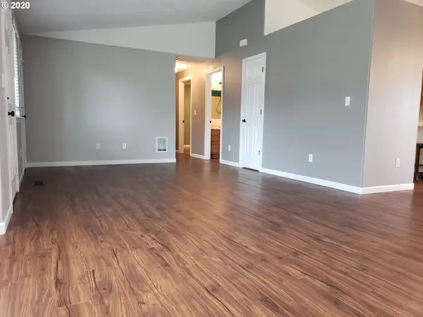 Springfield, OR 97478,3350 CHEROKEE DR