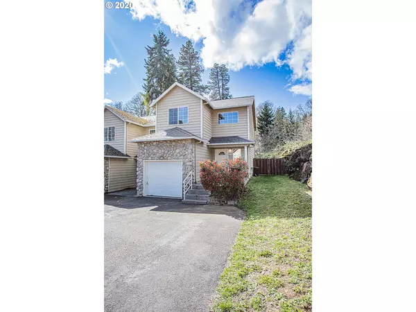 White Salmon, WA 98672,182 RIVERWATCH DR