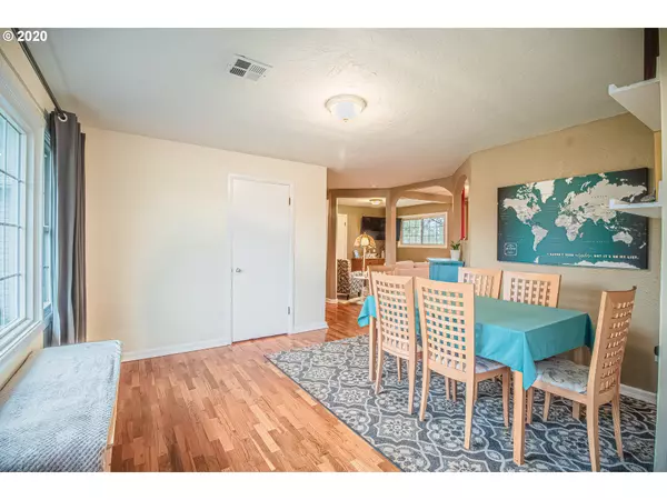 Springfield, OR 97477,3279 PHEASANT BLVD