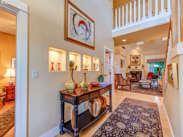 Eugene, OR 97405,3222 Jayhawk CT