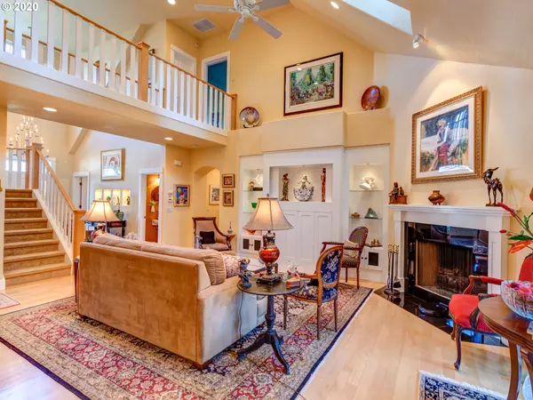 Eugene, OR 97405,3222 Jayhawk CT