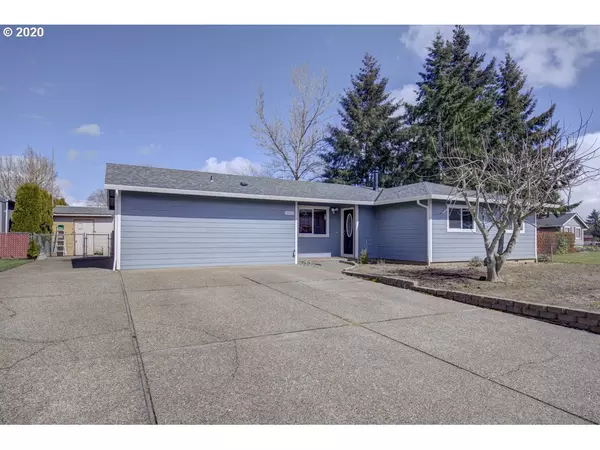 1727 SW TAMARACK ST, Mc Minnville, OR 97128