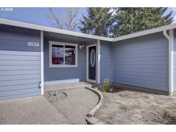 Mc Minnville, OR 97128,1727 SW TAMARACK ST