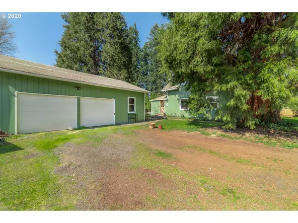 Sweet Home, OR 97386,28484 SANTIAM HWY