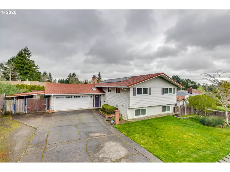 7145 MONTE VERDE DR, Gladstone, OR 97027