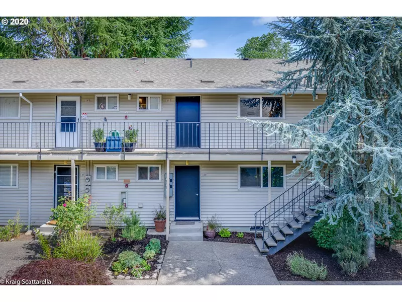 6825 SW CAPITOL HILL RD #27, Portland, OR 97219