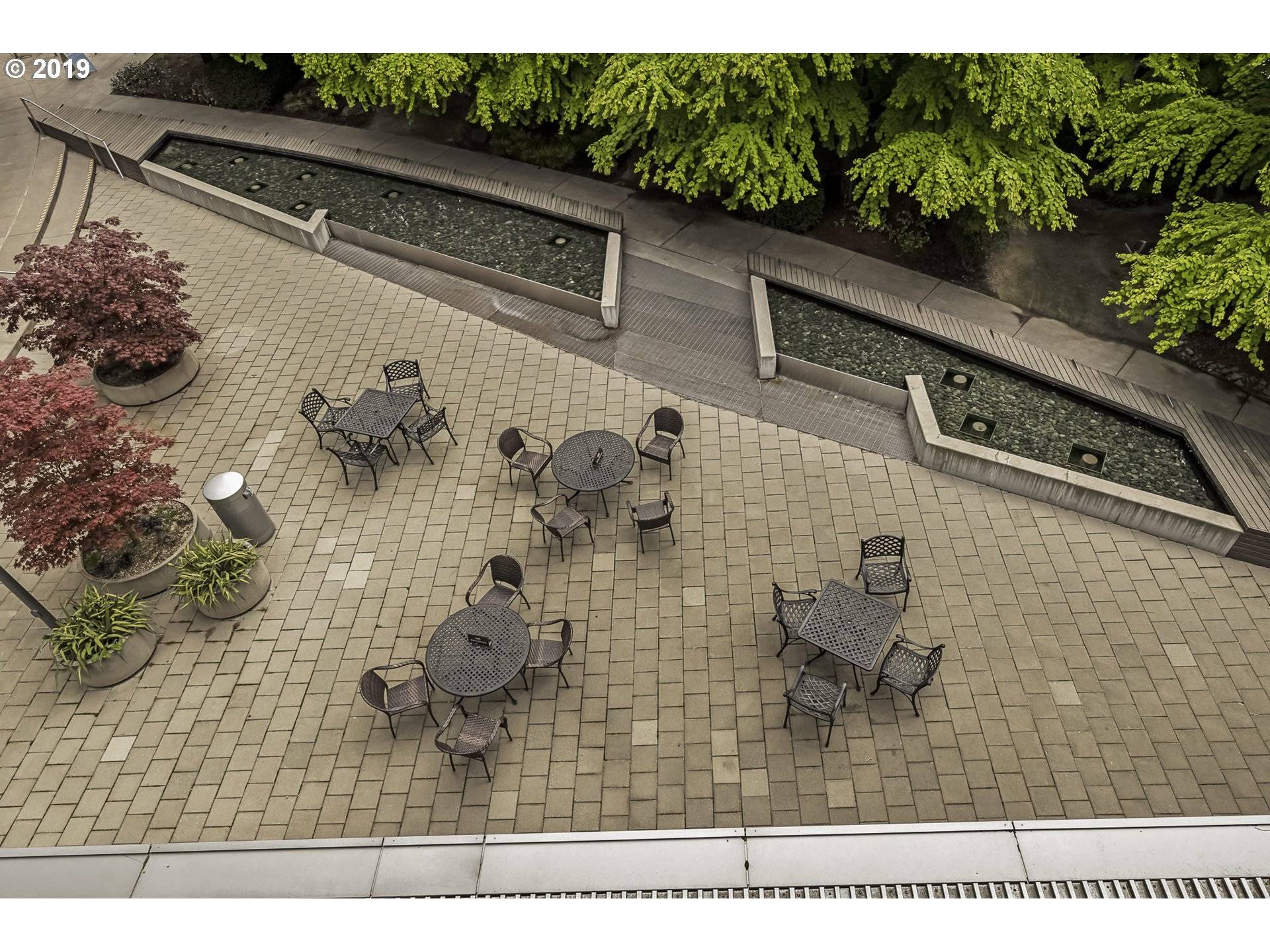 Portland, OR 97239,3601 SW RIVER PKWY #301