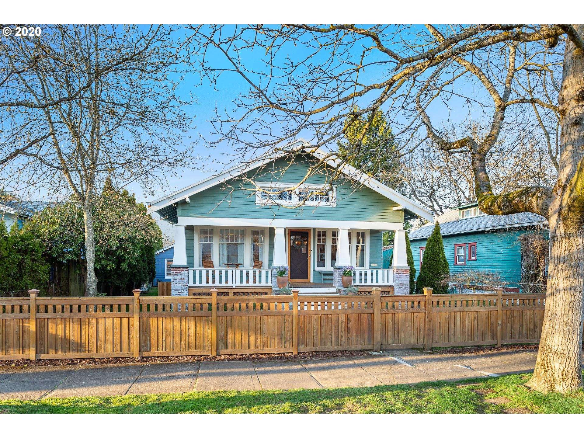 Portland, OR 97216,8637 SE YAMHILL ST