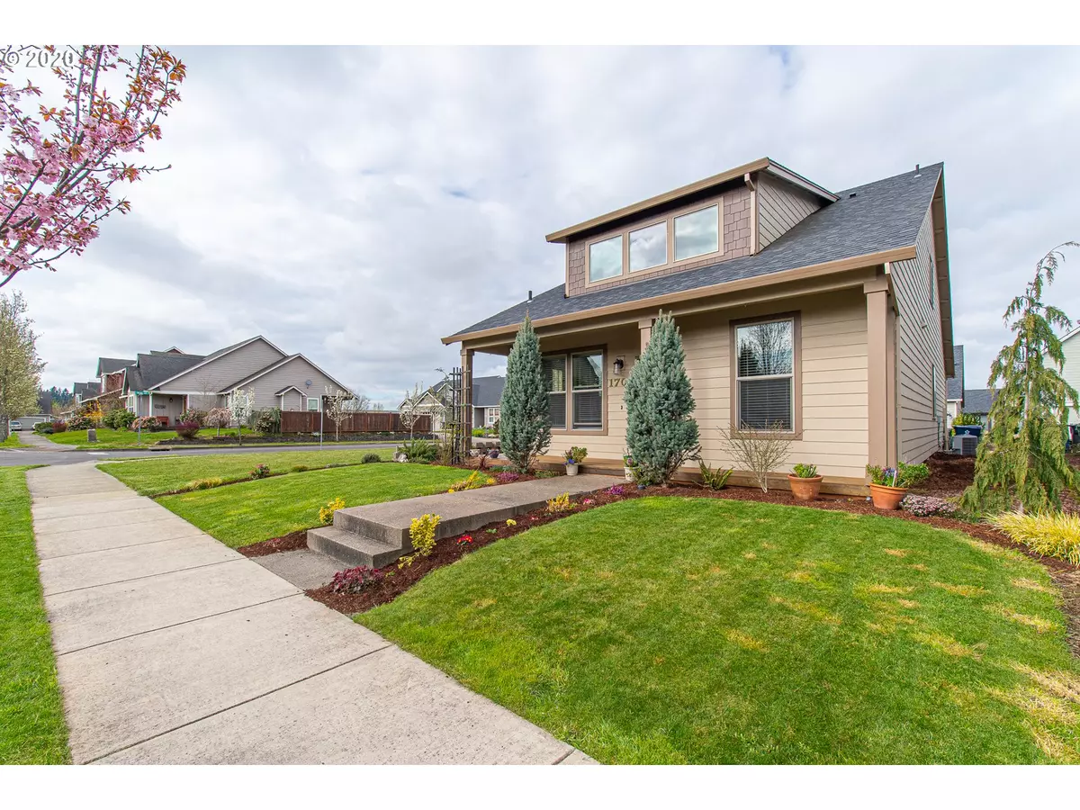 Silverton, OR 97381,1702 WOOD DUCK ST