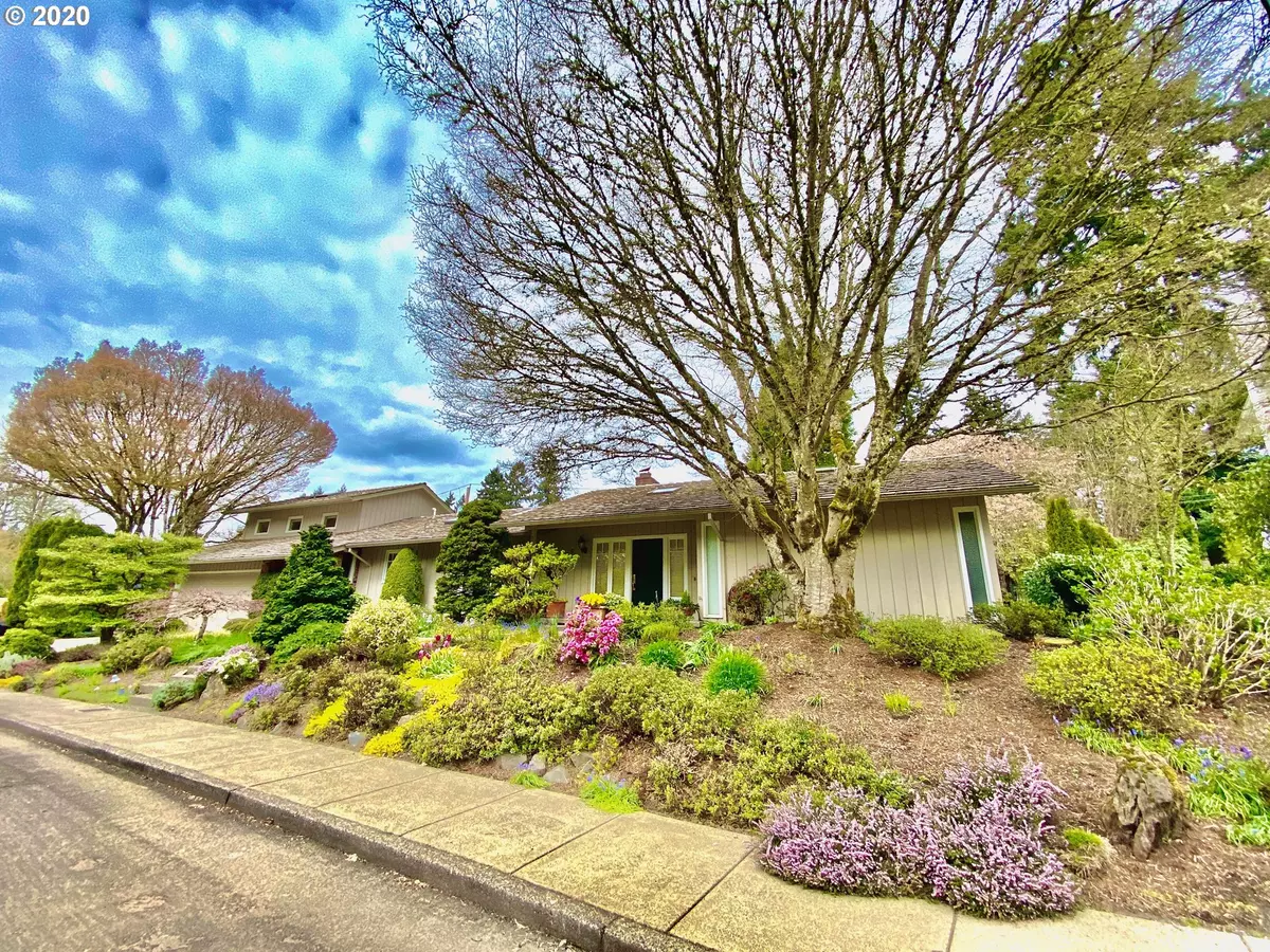 Lake Oswego, OR 97034,1259 LAKE GARDEN CT