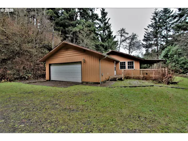 69067 COVENANT RD, North Bend, OR 97459