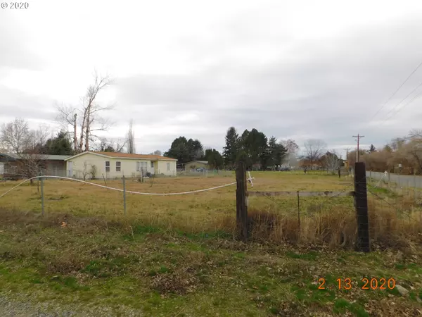 205 NW WASHINGTON AVE, Irrigon, OR 97844