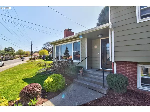 The Dalles, OR 97058,812 E 16TH PL