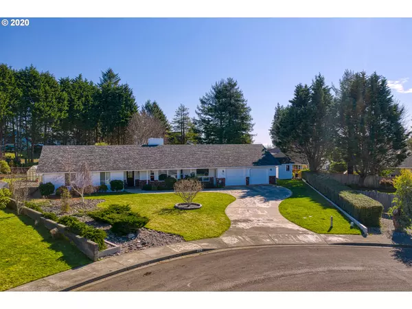 Brookings, OR 97415,914 MIDLAND WAY