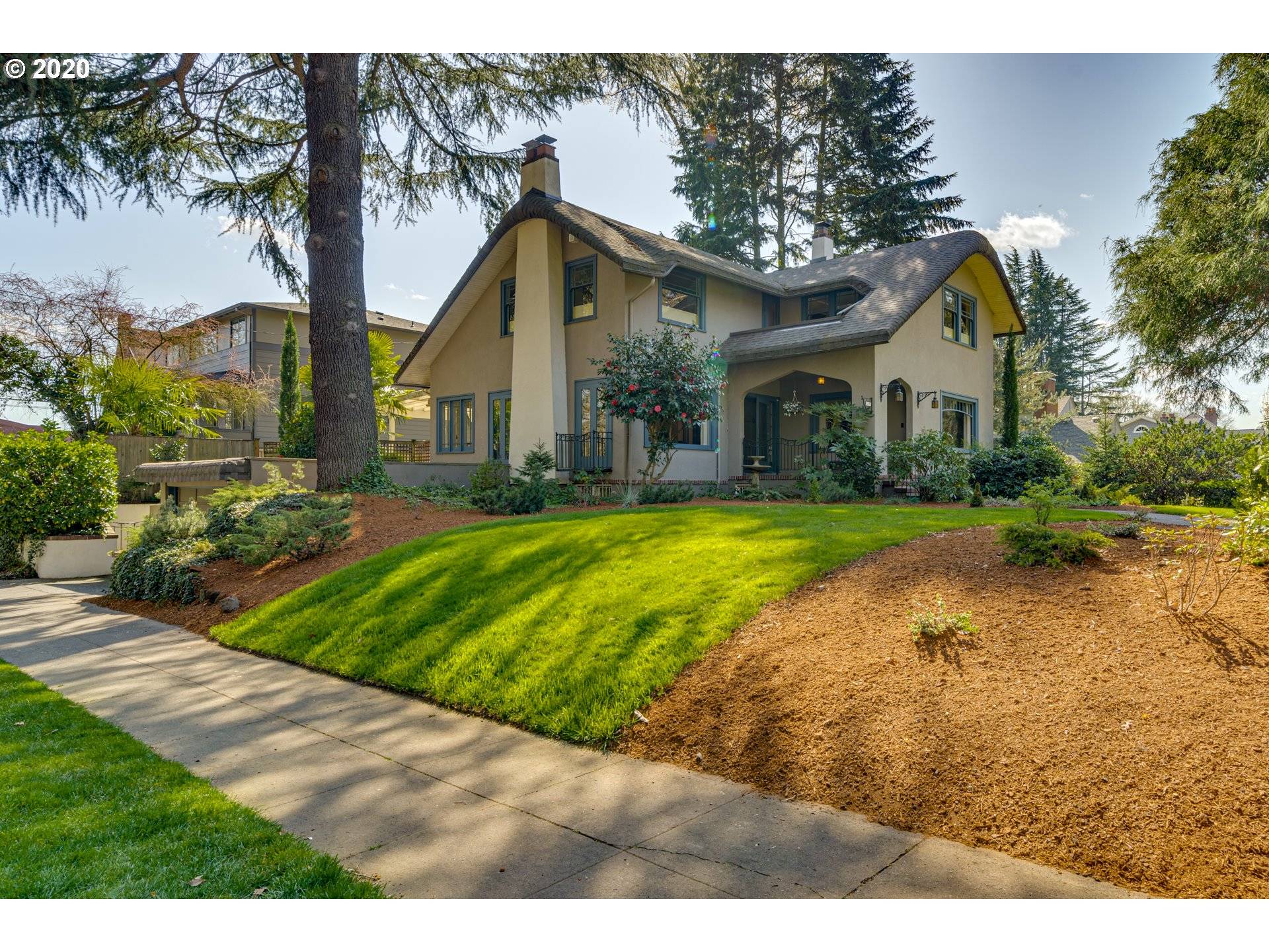 Portland, OR 97214,3652 SE OAK ST