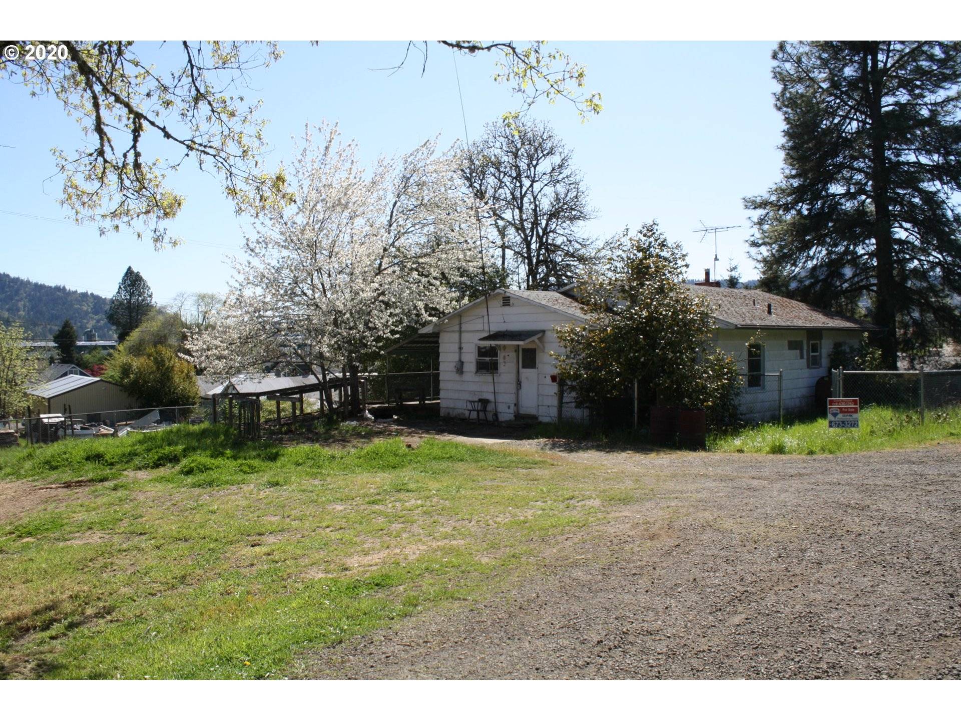 Sutherlin, OR 97479,480 W THIRD AVE