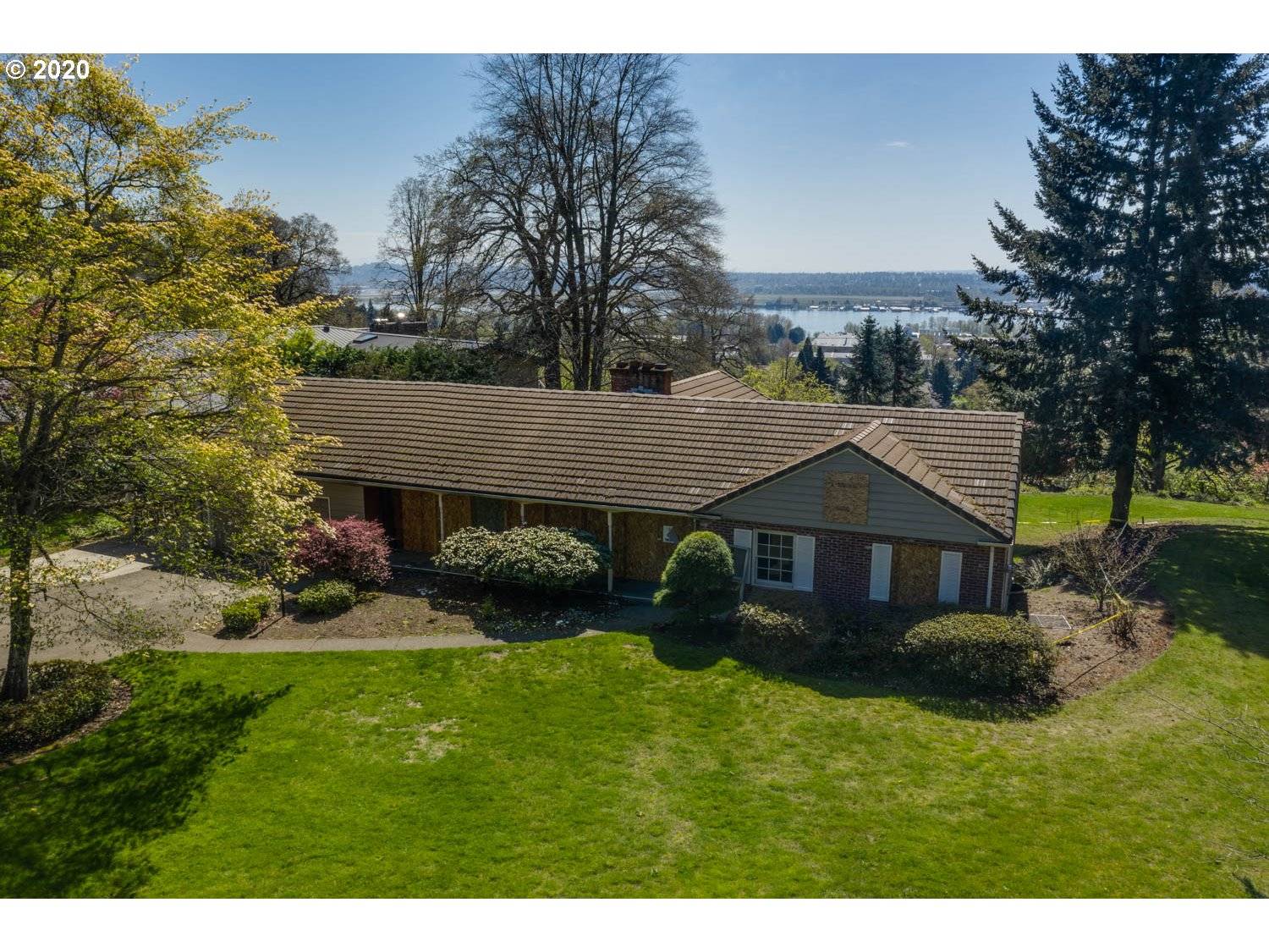 Vancouver, WA 98661,710 RHODODENDRON DR
