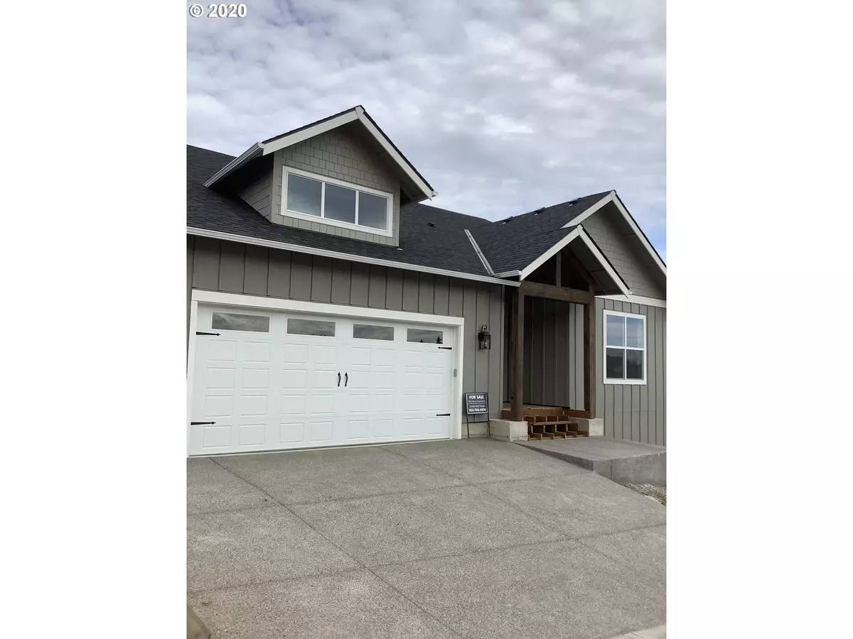 Mc Minnville, OR 97128,154 NW CANYON CREEK DR