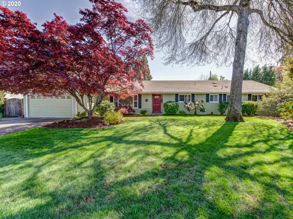 Eugene, OR 97401,467 ROAN DR