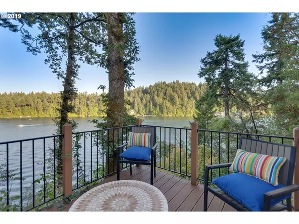 Lake Oswego, OR 97034,1592 VIEW LAKE CT