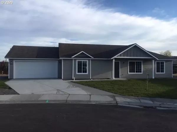 2513 Kite PL, Umatilla, OR 97882