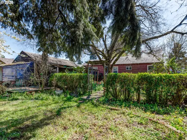 Springfield, OR 97477,790 W N ST