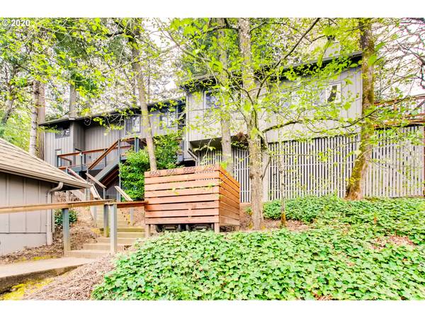 5557 SW MULTNOMAH BLVD, Portland, OR 97219