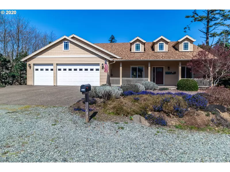 1475 CEDAR CREEK CIR, Rockaway Beach, OR 97136