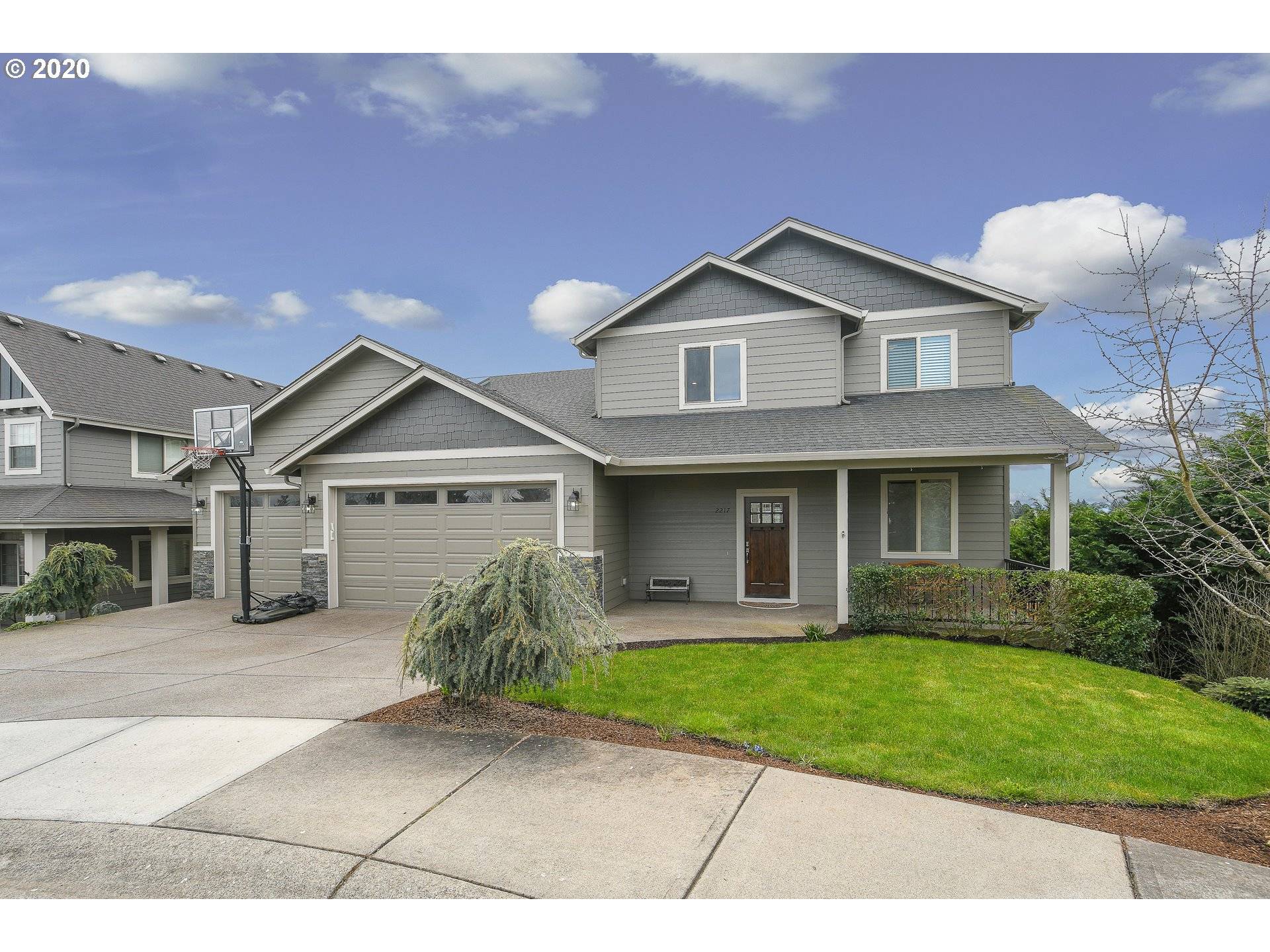 2217 NW 110TH CIR, Vancouver, WA 98685