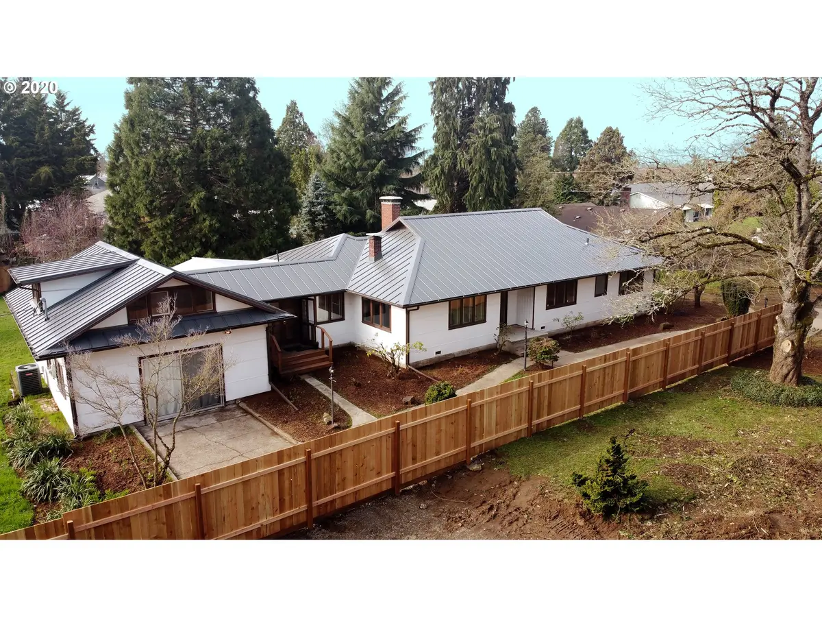 110 CORLISS LN, Eugene, OR 97404
