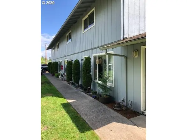 361 WARNER MILNE RD, Oregon City, OR 97045