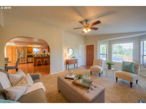 11108 SW 65TH AVE, Portland, OR 97219