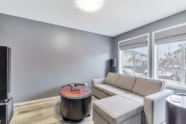 Calgary, AB T3M 0W9,23 Cranford CRES SE