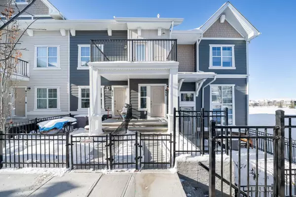 Calgary, AB T3M 2V5,915 Cranbrook WALK SE