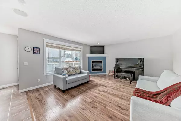 Calgary, AB T3K 5Y6,99 Panamount LN NW