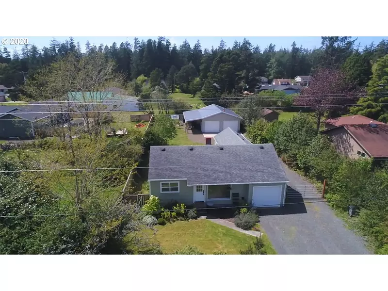 35150 BAYSIDE GARDENS DR, Nehalem, OR 97131