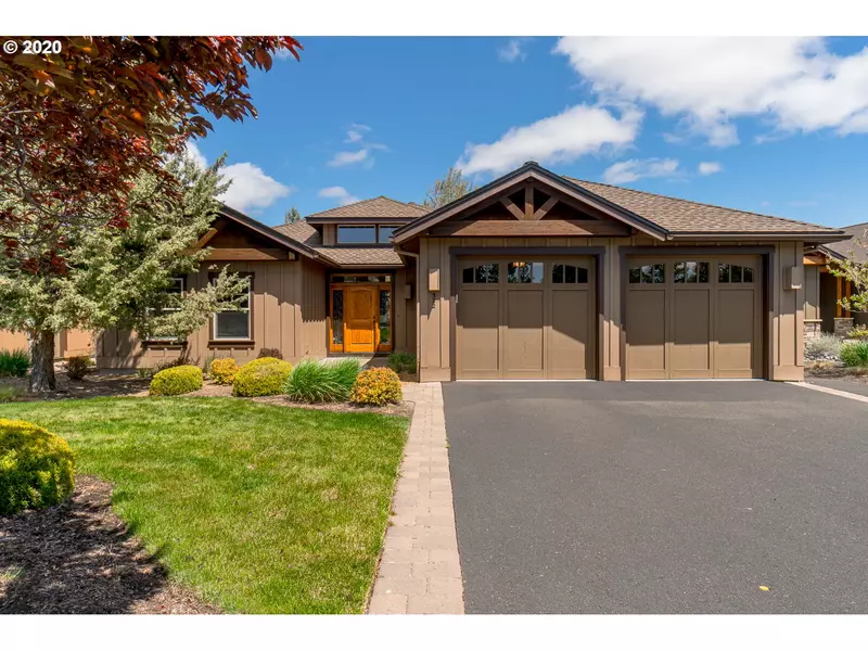 322 SUN VISTA DR, Redmond, OR 97756