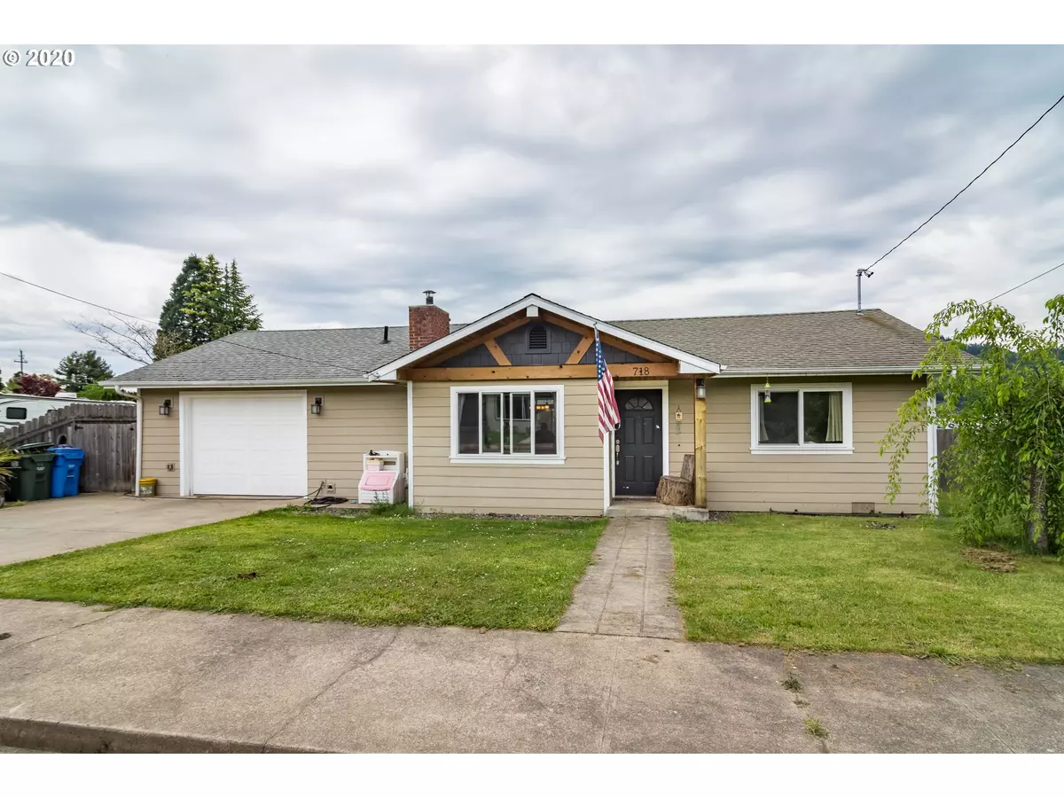 Sutherlin, OR 97479,718 E THIRD AVE