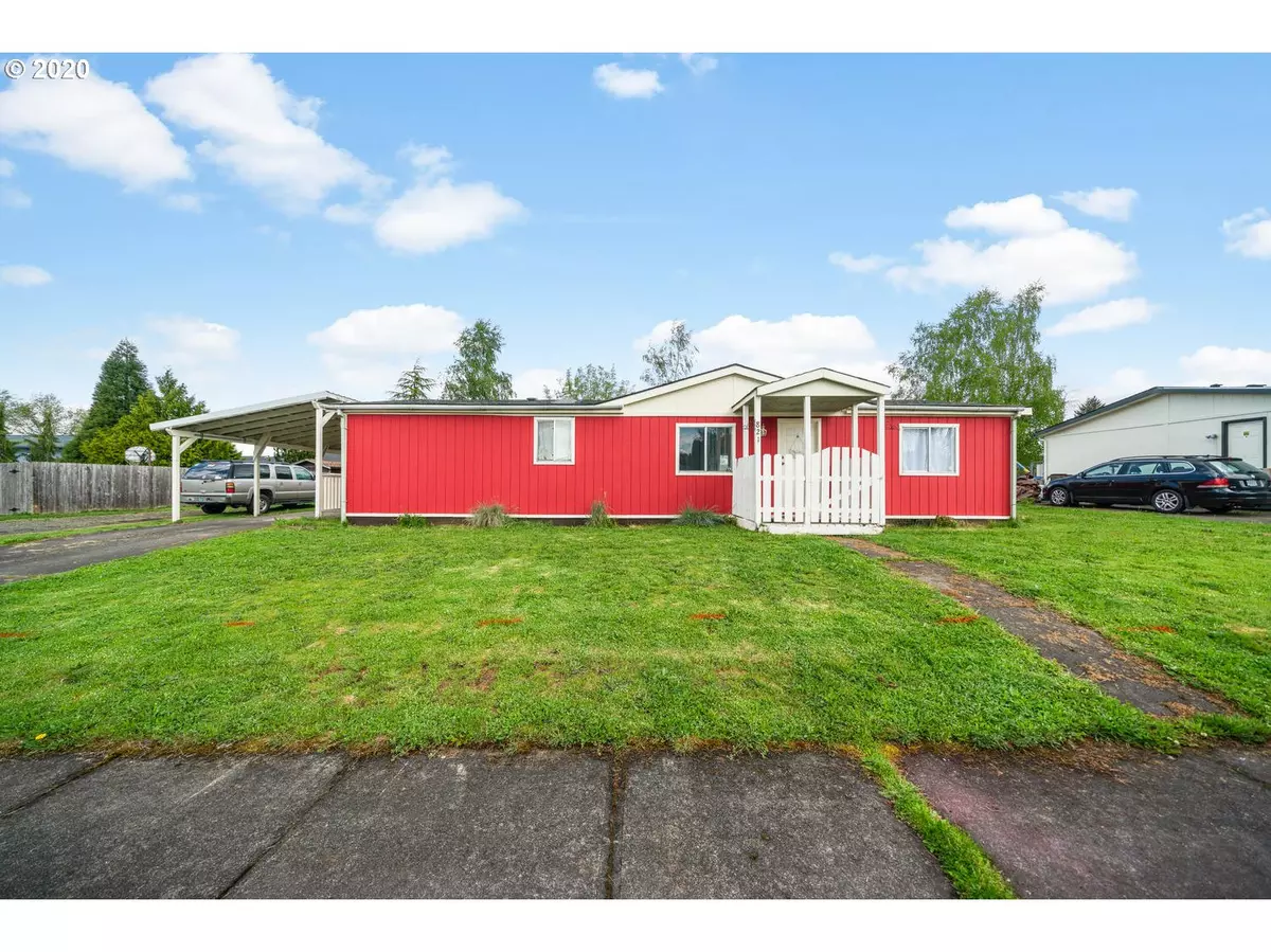 Molalla, OR 97038,821 E 8TH ST