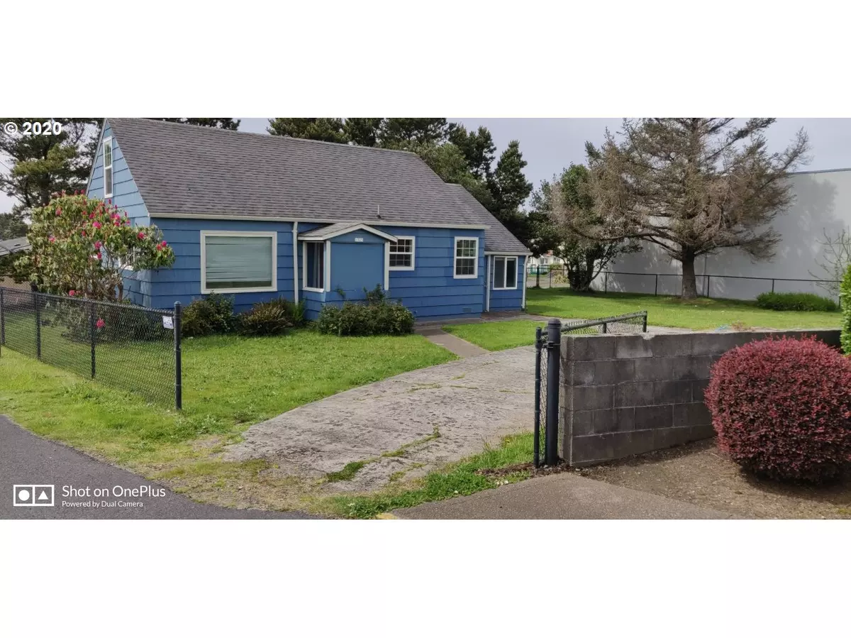 Lincoln City, OR 97367,1525 NW 18TH ST