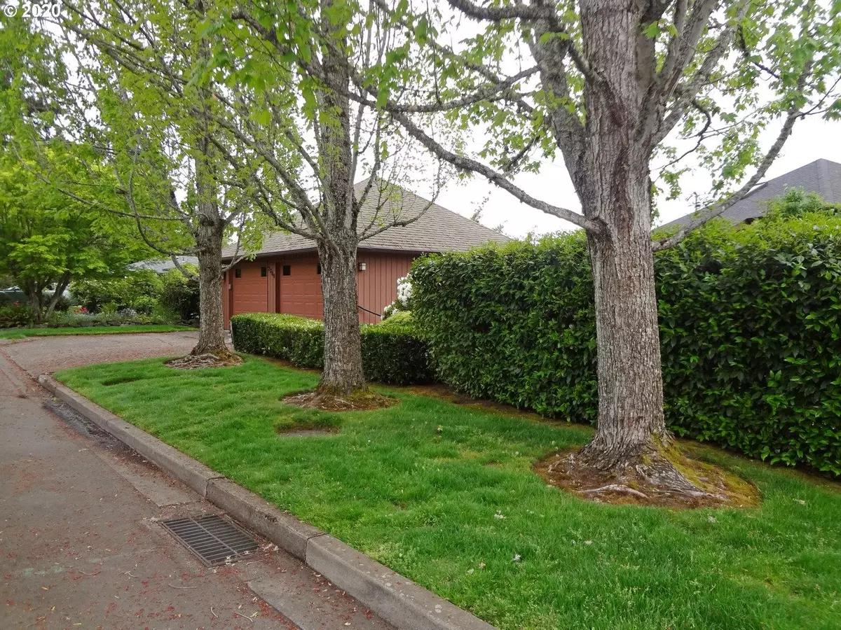 Eugene, OR 97403,2780 ELINOR ST