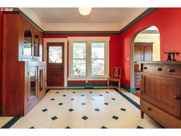 Veneta, OR 97487,85316 COYOTE CREEK RD