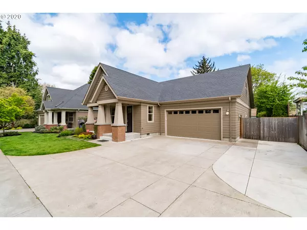 Eugene, OR 97401,470 WALNUT LN