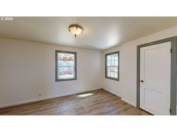 1590 W 8TH AVE, Eugene, OR 97402