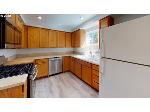 1590 W 8TH AVE, Eugene, OR 97402